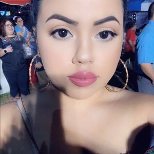 Meet your Posher, Alalexandra